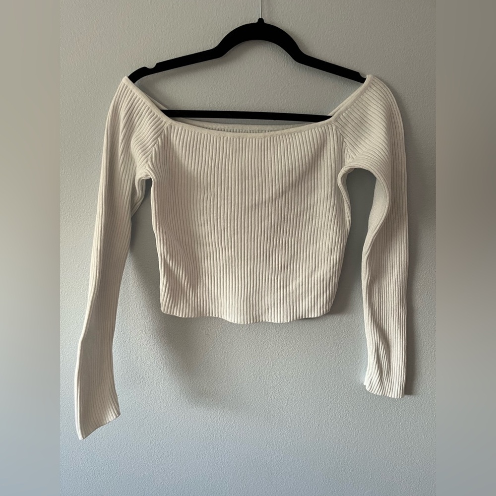 Hollister White Ribbed Knit Crop Top